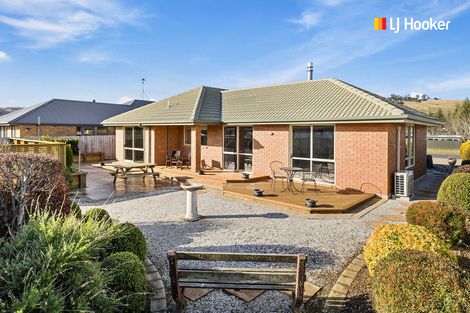 Photo of property in 139 Hagart-alexander Drive, Mosgiel, 9024