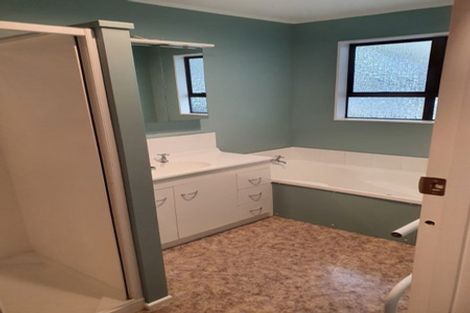 Photo of property in 6 Oldfield Place, Bulls, 4818