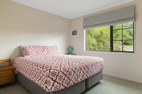Photo of property in 19 Brunette Drive, Acacia Bay, Taupo, 3330