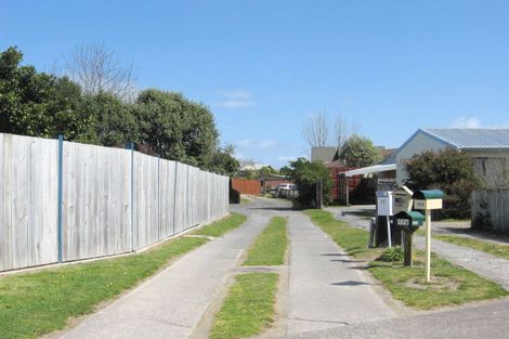 Photo of property in 17a Hayley Grove, Papamoa Beach, Papamoa, 3118