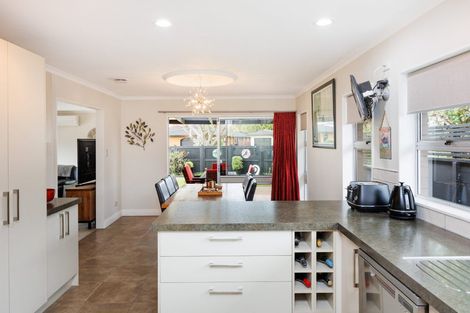 Photo of property in 52 Kentucky Way, Awapuni, Palmerston North, 4412