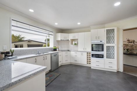 Photo of property in 197 Tutaki Road, Kelvin Grove, Palmerston North, 4470