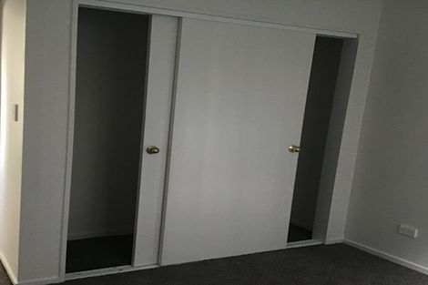Photo of property in 18 Brunner Road, Glen Eden, Auckland, 0602