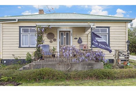 Photo of property in 6 Linley Crescent, Te Kopuru, 0391