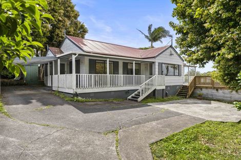 Photo of property in 65 Reynella Drive, Massey, Auckland, 0614