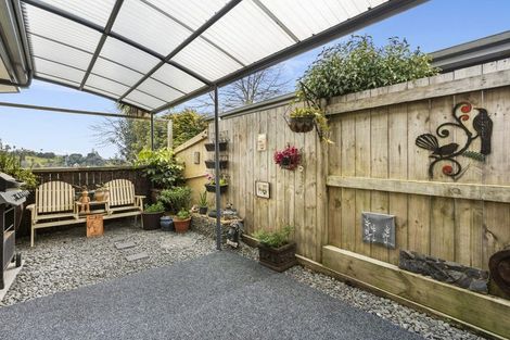 Photo of property in 41 Village Park Drive, Welcome Bay, Tauranga, 3112