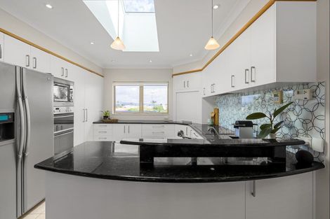 Photo of property in 5 Yale Street, Mount Maunganui, 3116