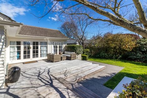 Photo of property in 11 Joyce Crescent, Ilam, Christchurch, 8041