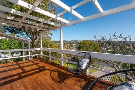 Photo of property in 46 Alton Avenue, Hillcrest, Auckland, 0627