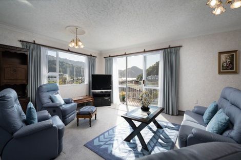 Photo of property in 6a Seaview Crescent, Picton, 7220