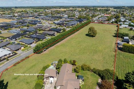 Photo of property in 90 Gladstone Road, Woodend, 7610