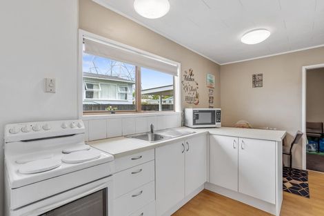 Photo of property in 3 Huruhuru Road, Massey, Auckland, 0614