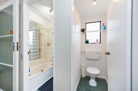 Photo of property in 15 Wild Street, Feilding, 4702