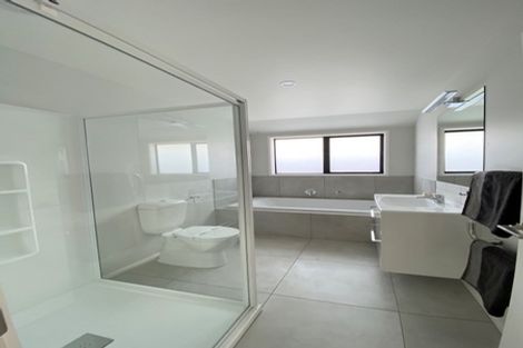 Photo of property in 1 Komata Crescent, Papamoa Beach, Papamoa, 3118