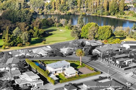 Photo of property in 65 Braid Road, St Andrews, Hamilton, 3200