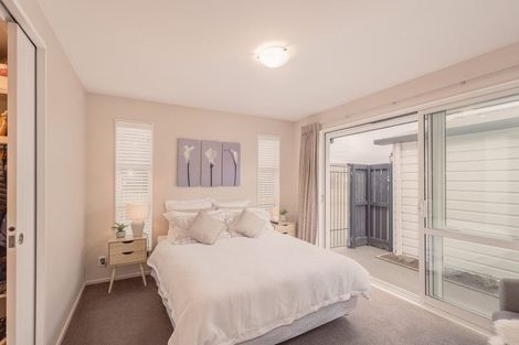 Photo of property in 44 Queenspark Drive, Parklands, Christchurch, 8083