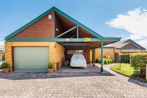 Photo of property in 194 Kimbolton Road, Feilding, 4702