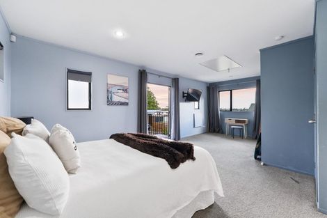 Photo of property in 123b Colwill Road, Massey, Auckland, 0614