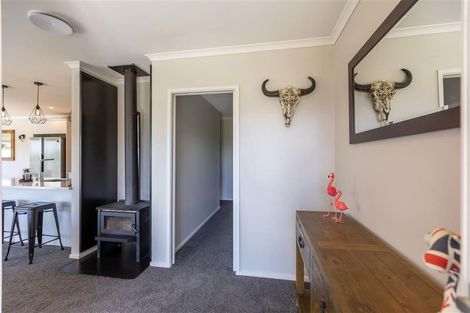 Photo of property in 100 Racecourse Road, Waipawa, 4210