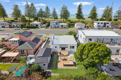 Photo of property in 17 Te Awa Avenue, Te Awa, Napier, 4110