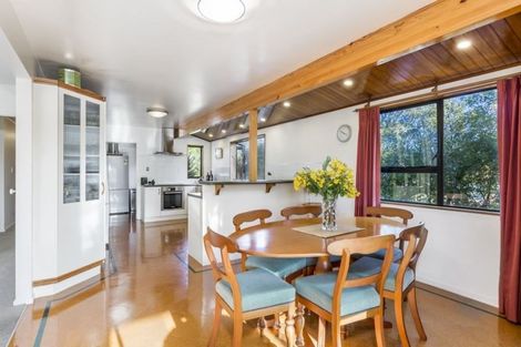 Photo of property in 14b Kaipatiki Road, Glenfield, Auckland, 0629