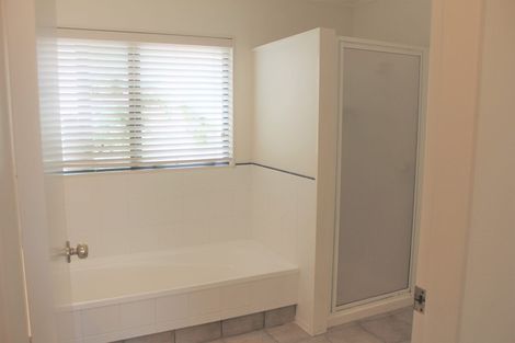 Photo of property in 4 Molyneux Place, Welcome Bay, Tauranga, 3112