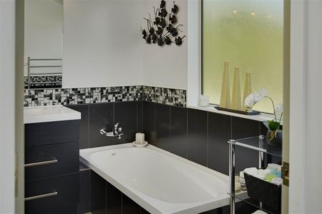 Photo of property in 68 Olympus Way, Richmond, 7020