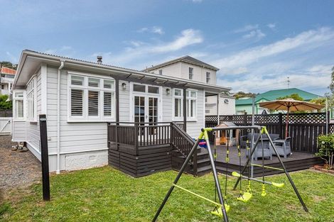 Photo of property in 108 Clyde Street, Island Bay, Wellington, 6023
