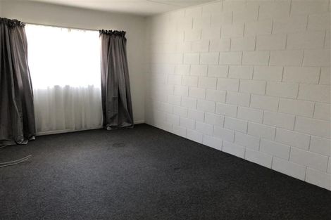 Photo of property in 2/7 Phillips Place, Havelock North, 4130