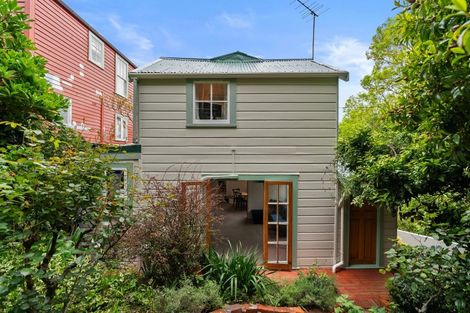 Photo of property in 210 Sydney Street West, Thorndon, Wellington, 6011