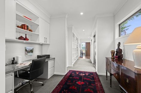 Photo of property in 12 Fleetwood Lane, Turitea, Palmerston North, 4472
