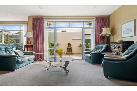 Photo of property in 2/10 Rata Street, Riccarton, Christchurch, 8041