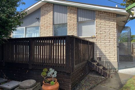 Photo of property in 1/6 Timbertop Lane, Saint Martins, Christchurch, 8022