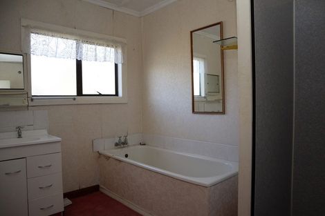 Photo of property in 26 Ryley Street, Owaka, 9535