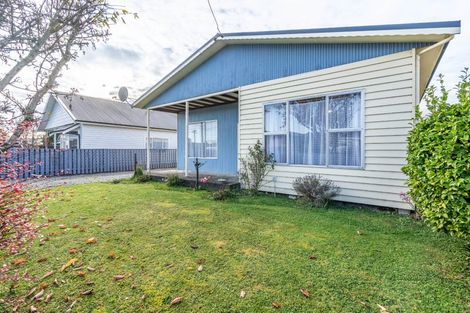 Photo of property in 121 Park Street, Winton, 9720