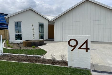 Photo of property in 94 Hugo Shaw Drive, Cambridge, 3434