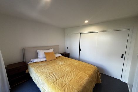 Photo of property in 30a Waiwaka Terrace, Strandon, New Plymouth, 4312