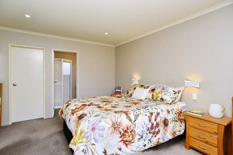 Photo of property in 61 Church Street, Oxford, 7430