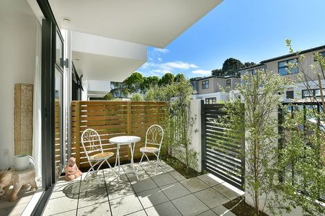 Photo of property in 4/445 Hibiscus Coast Highway, Orewa, 0931