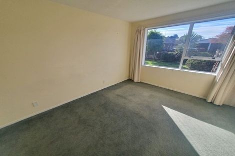 Photo of property in 2/1 Glenbyre Place, Bromley, Christchurch, 8062