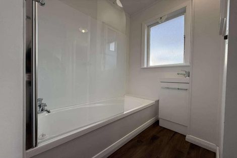 Photo of property in 9 Wainhouse Street, Stokes Valley, Lower Hutt, 5019