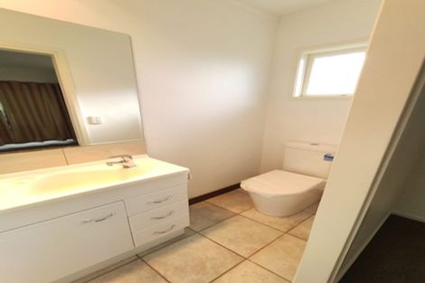 Photo of property in 12 Colwill Road, Massey, Auckland, 0614