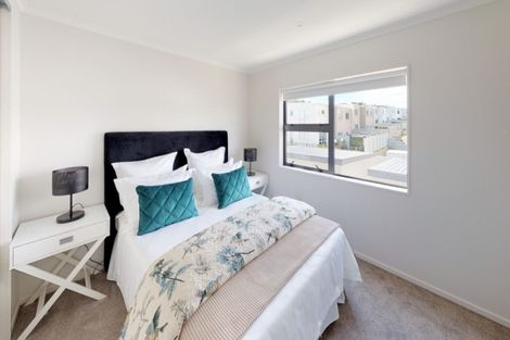 Photo of property in 45 Eugenia Rise, Totara Heights, Auckland, 2105