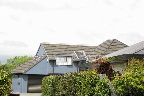 Photo of property in 92 Regency Crescent, Redwood, Christchurch, 8051