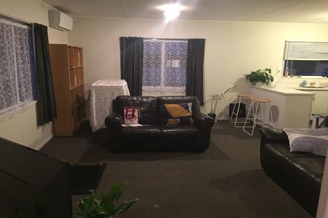 Photo of property in 2/434 Gloucester Street, Taradale, Napier, 4112