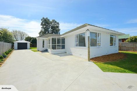 Photo of property in 8 Bellina Place, Broomfield, Christchurch, 8042