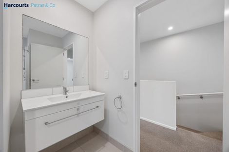 Photo of property in 7 Battalion Drive, Papakura, 2110