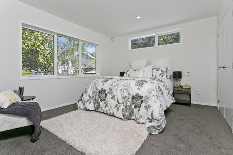 Photo of property in 2/35 Glenvar Road, Torbay, Auckland, 0630