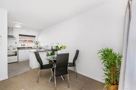 Photo of property in 2/295 Great South Road, Manurewa, Auckland, 2102