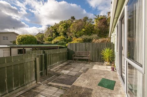 Photo of property in 11/2 Burdendale Grove, Churton Park, Wellington, 6037